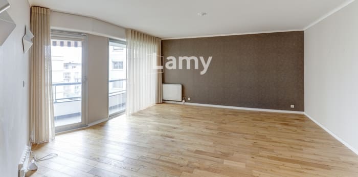 Image 3 sur 9 - Appartement  ·  Vente · Clermont Ferrand (63100) · 3 pièces · 80m²