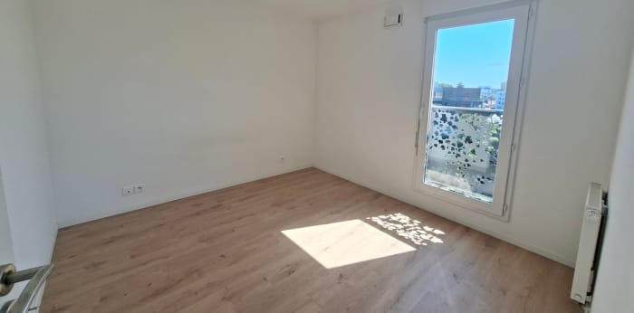 Image 4 sur 6 - Appartement  ·  Vente · St Jacques De La Lande (35136) · 3 pièces · 63m²