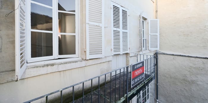 Image 2 sur 12 - Local  ·  Vente · Orleans (45000) · 9 pièces · 132m²