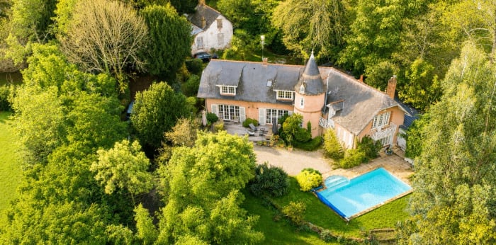 Image 8 sur 8 - Maison/villa  ·  Vente · Rennes (35000) · 8 pièces · 287m²