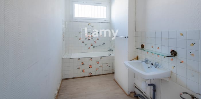 Image 12 sur 16 - Appartement  ·  Vente · Salon De Provence (13300) · 2 pièces · 50m²
