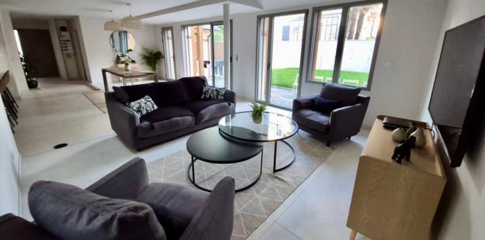 Image 3 sur 5 - Maison/villa  ·  Vente · St Malo (35400) · 6 pièces · 136m²