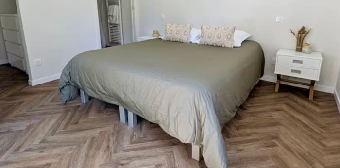 Image 4 sur 5 - Maison/villa  ·  Vente · St Malo (35400) · 6 pièces · 136m²
