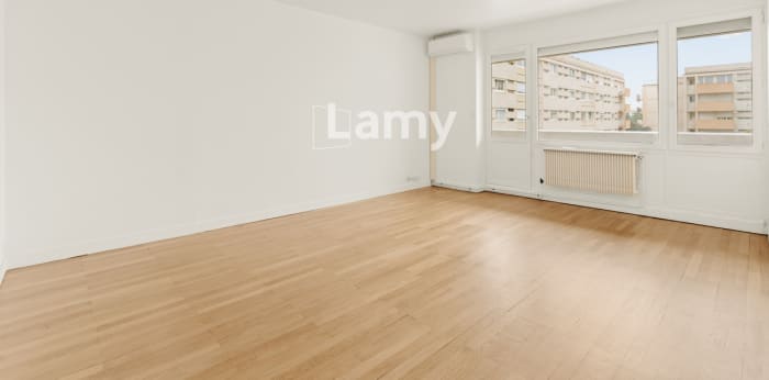 Image 1 sur 9 - Appartement  ·  Vente · Villeurbanne (69100) · 4 pièces · 92m²