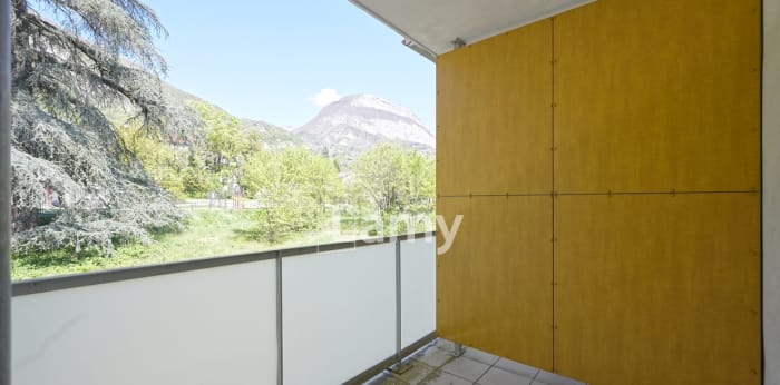 Image 11 sur 16 - Appartement  ·  Vente · La Tronche (38700) · 4 pièces · 87m²