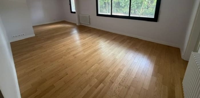 Image 1 sur 6 - Appartement  ·  Vente · Paris (75019) · 3 pièces · 75m²
