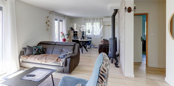 Image 5 sur 11 - Maison/villa  ·  Vente · Clermont Ferrand (63100) · 5 pièces · 115m²
