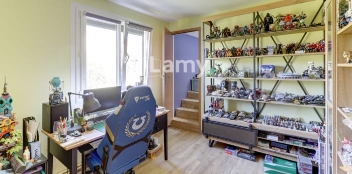 Image 9 sur 11 - Maison/villa  ·  Vente · Clermont Ferrand (63100) · 5 pièces · 115m²
