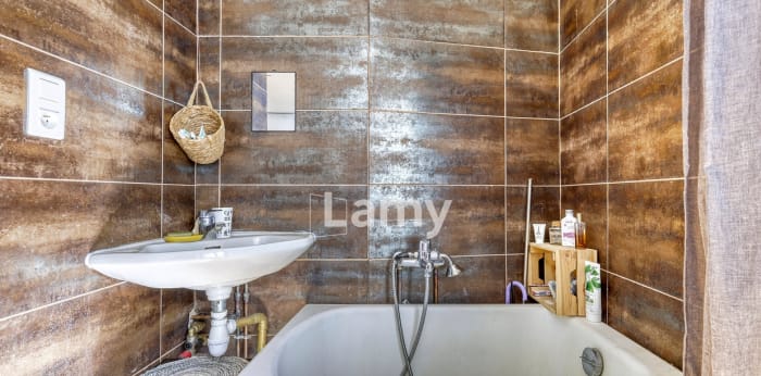 Image 9 sur 12 - Appartement  ·  Vente · Paris (75018) · 1 pièce · 12m²
