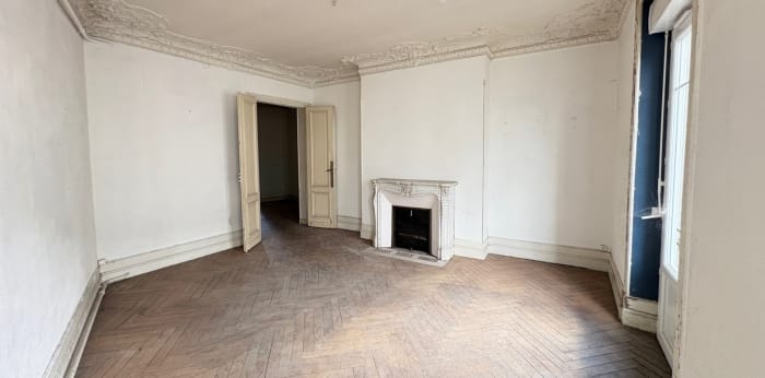Image 3 sur 6 - Appartement  ·  Vente · Bordeaux (33000) · 4 pièces · 135m²