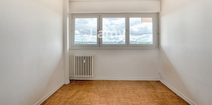 Image 5 sur 10 - Appartement  ·  Vente · Metz (57050) · 5 pièces · 99m²