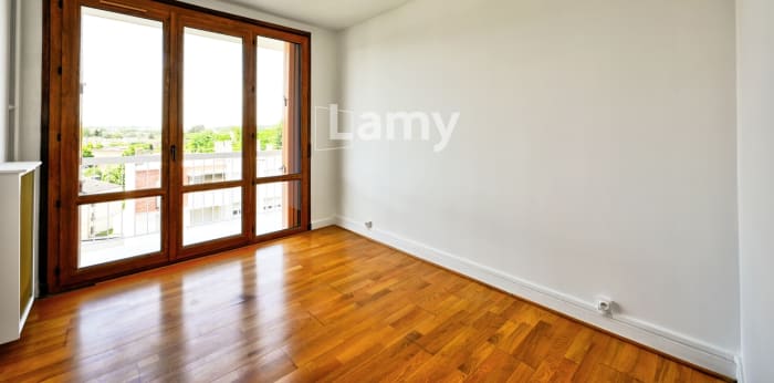 Image 7 sur 9 - Appartement  ·  Vente · Chaville (92370) · 4 pièces · 68m²