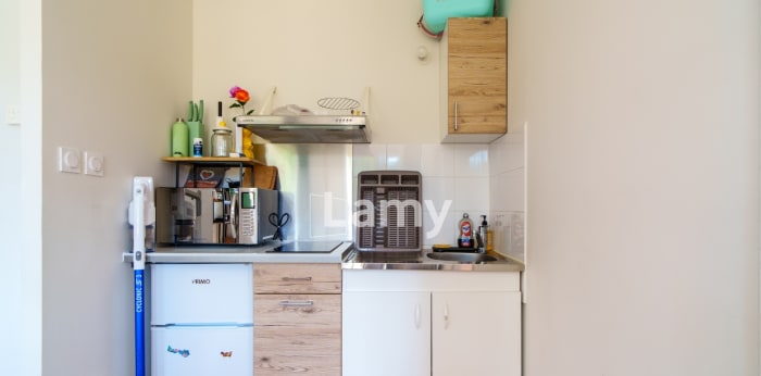 Image 8 sur 10 - Appartement  ·  Vente · Limoges (87100) · 2 pièces · 31m²