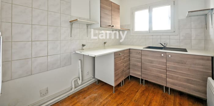 Image 8 sur 13 - Appartement  ·  Vente · Maurepas (78310) · 2 pièces · 46m²