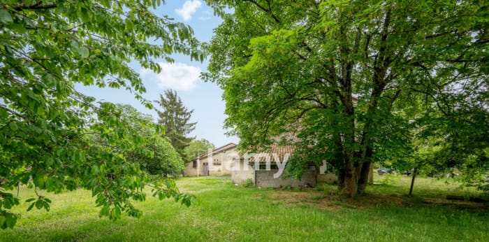 Image 9 sur 13 - Maison/villa  ·  Vente · St Quentin De Baron (33750) · 5 pièces · 171m²