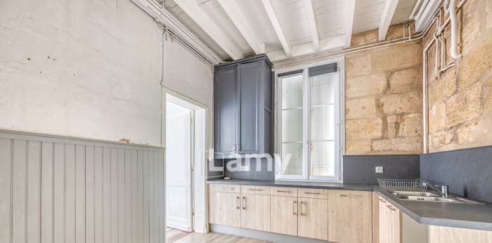 Image 4 sur 13 - Maison/villa  ·  Vente · St Quentin De Baron (33750) · 5 pièces · 171m²