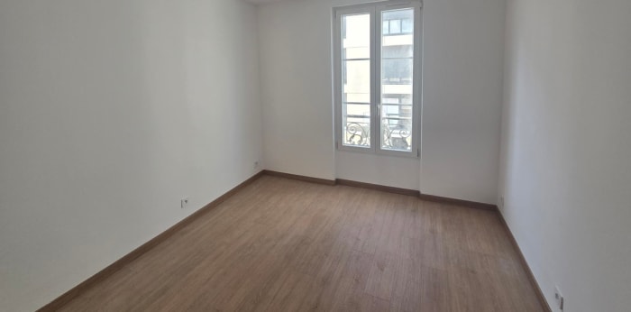 Image 1 sur 7 - Appartement  ·  Vente · Paris (75015) · 1 pièce · 21m²