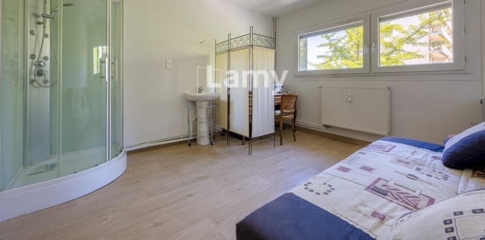 Image 11 sur 13 - Appartement  ·  Vente · Annecy (74000) · 3 pièces · 82m²