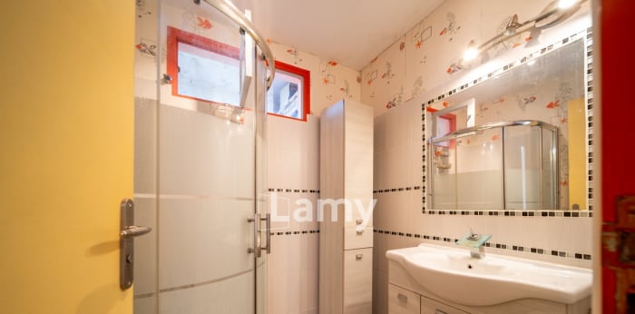Image 6 sur 7 - Appartement  ·  Vente · Digne Les Bains (04000) · 3 pièces · 66m²