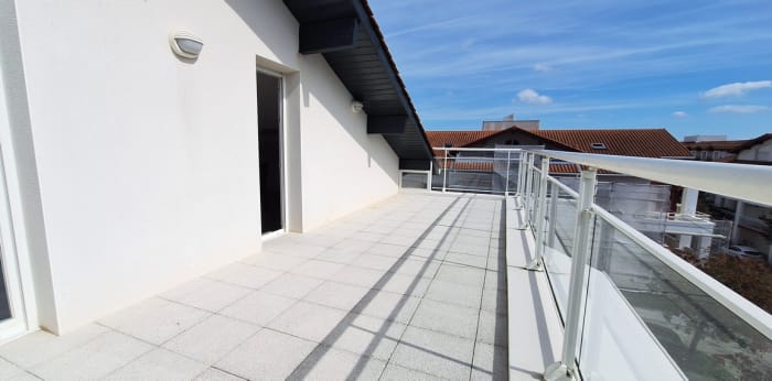 Image 2 sur 8 - Appartement  ·  Vente · Anglet (64600) · 4 pièces · 92m²