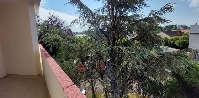 Image 5 sur 10 - Appartement  ·  Vente · Chalon Sur Saone (71100) · 5 pièces · 103m²