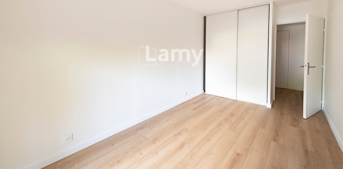 Image 9 sur 13 - Appartement  ·  Vente · Nice (06200) · 2 pièces · 47m²