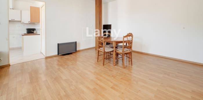 Image 7 sur 9 - Appartement  ·  Vente · Nancy (54000) · 2 pièces · 61m²