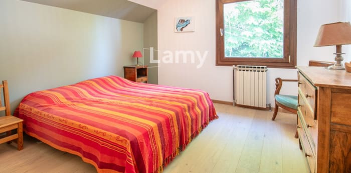 Image 12 sur 15 - Maison/villa  ·  Vente · St Nizier Du Moucherotte (38250) · 7 pièces · 179m²