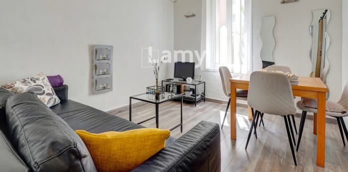 Image 2 sur 11 - Appartement  ·  Vente · Marseille (13005) · 2 pièces · 33m²