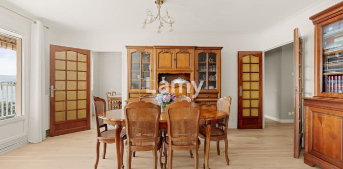 Image 9 sur 12 - Appartement  ·  Vente · Lyon (69005) · 5 pièces · 97m²