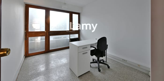 Image 2 sur 7 - Bureaux  ·  Vente · Nimes (30000) · 15m²