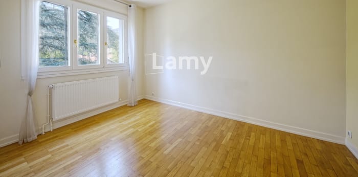 Image 12 sur 14 - Appartement  ·  Vente · 2 Rue Du Rachais (38240) · 5 pièces · 101m²