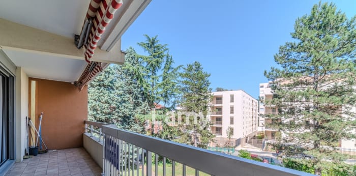 Image 6 sur 10 - Appartement  ·  Vente · Villefranche Sur Saone (69400) · 4 pièces · 81m²