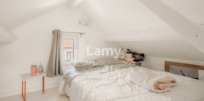 Image 6 sur 10 - Maison/villa  ·  Vente · Villeurbanne (69100) · 5 pièces · 136m²
