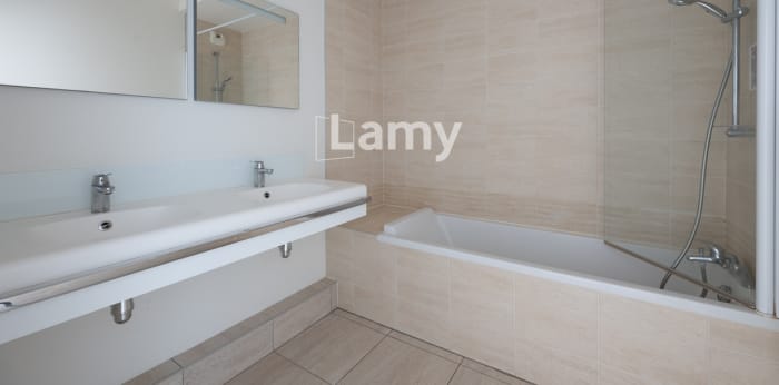 Image 10 sur 11 - Appartement  ·  Vente · Bordeaux (33000) · 5 pièces · 132m²