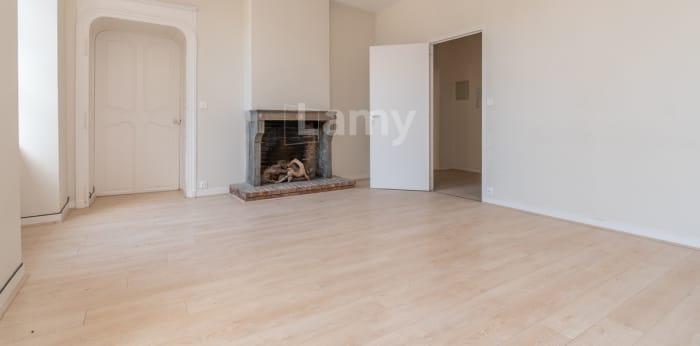 Image 3 sur 6 - Appartement  ·  Vente · Lons Le Saunier (39000) · 3 pièces · 96m²