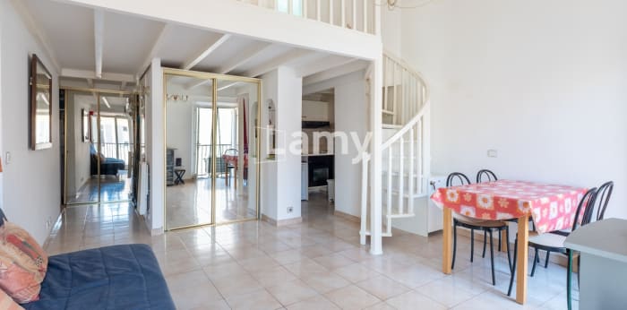 Image 3 sur 7 - Appartement  ·  Vente · Cannes (06400) · 1 pièce · 33m²