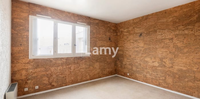 Image 2 sur 10 - Appartement  ·  Vente · Chilly Mazarin (91380) · 1 pièce · 23m²