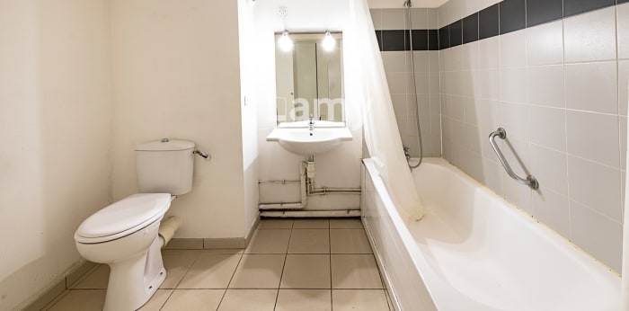 Image 12 sur 17 - Appartement  ·  Vente · Biot (06410) · 1 pièce · 27m²