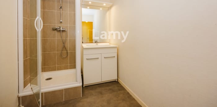 Image 8 sur 8 - Appartement  ·  Vente · Rennes (35000) · 2 pièces · 42m²