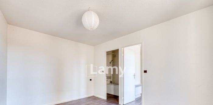 Image 10 sur 11 - Appartement  ·  Vente · Bordeaux (33800) · 2 pièces · 34m²