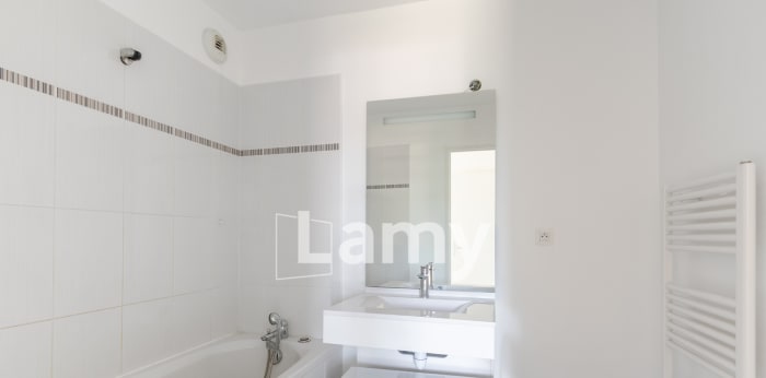 Image 5 sur 6 - Appartement  ·  Vente · Roubaix (59100) · 3 pièces · 64m²
