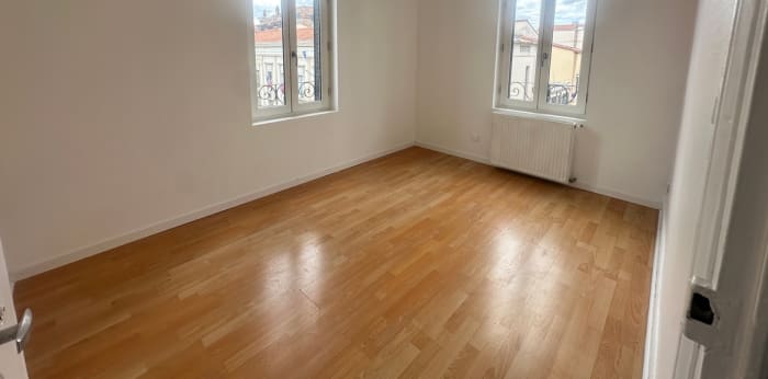 Image 3 sur 6 - Appartement  ·  Vente · Clermont Ferrand (63100) · 2 pièces · 41m²