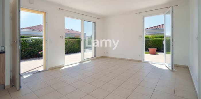 Image 6 sur 9 - Maison/villa  ·  Vente · Vias (34450) · 3 pièces · 65m²