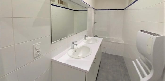 Image 6 sur 7 - Appartement  ·  Vente · Bayonne (64100) · 3 pièces · 98m²