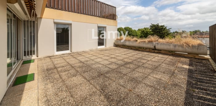 Image 5 sur 14 - Appartement  ·  Vente · Angouleme (16000) · 5 pièces · 100m²