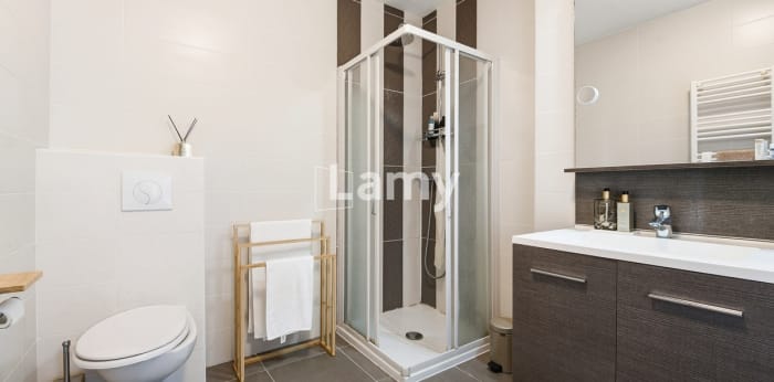 Image 10 sur 15 - Appartement  ·  Vente · Nice (06200) · 2 pièces · 44m²