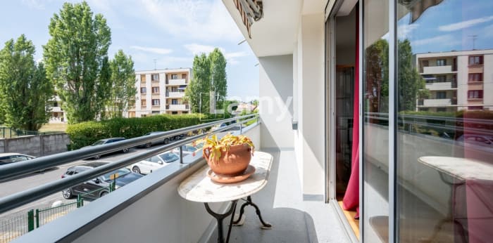 Image 3 sur 8 - Appartement  ·  Vente · Merignac (33700) · 4 pièces · 71m²