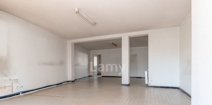 Image 4 sur 6 - Appartement  ·  Vente · Lons Le Saunier (39000) · 5 pièces · 121m²