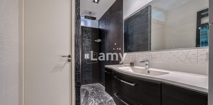 Image 11 sur 11 - Appartement  ·  Vente · Aix Les Bains (73100) · 6 pièces · 187m²